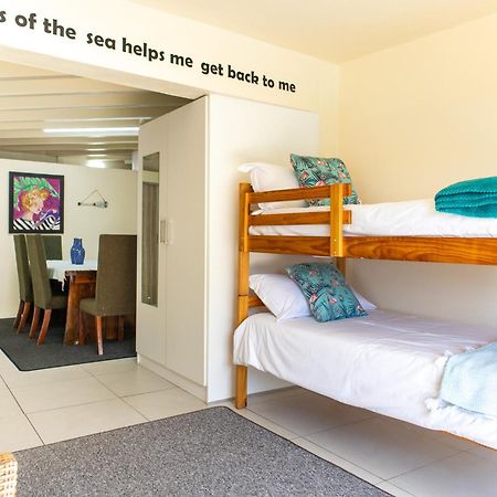 305 Guest House Amanzimtoti Ngoại thất bức ảnh