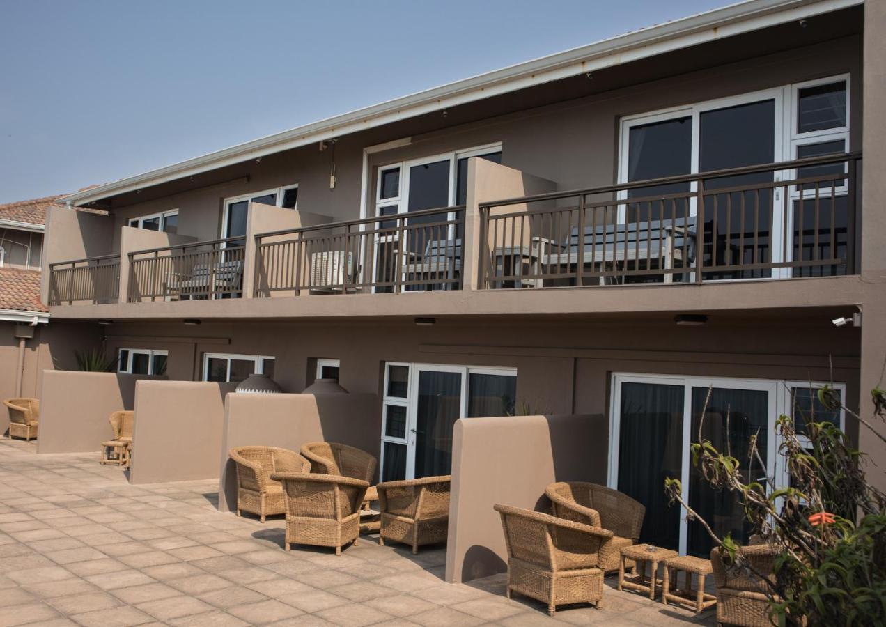 305 Guest House Amanzimtoti Ngoại thất bức ảnh